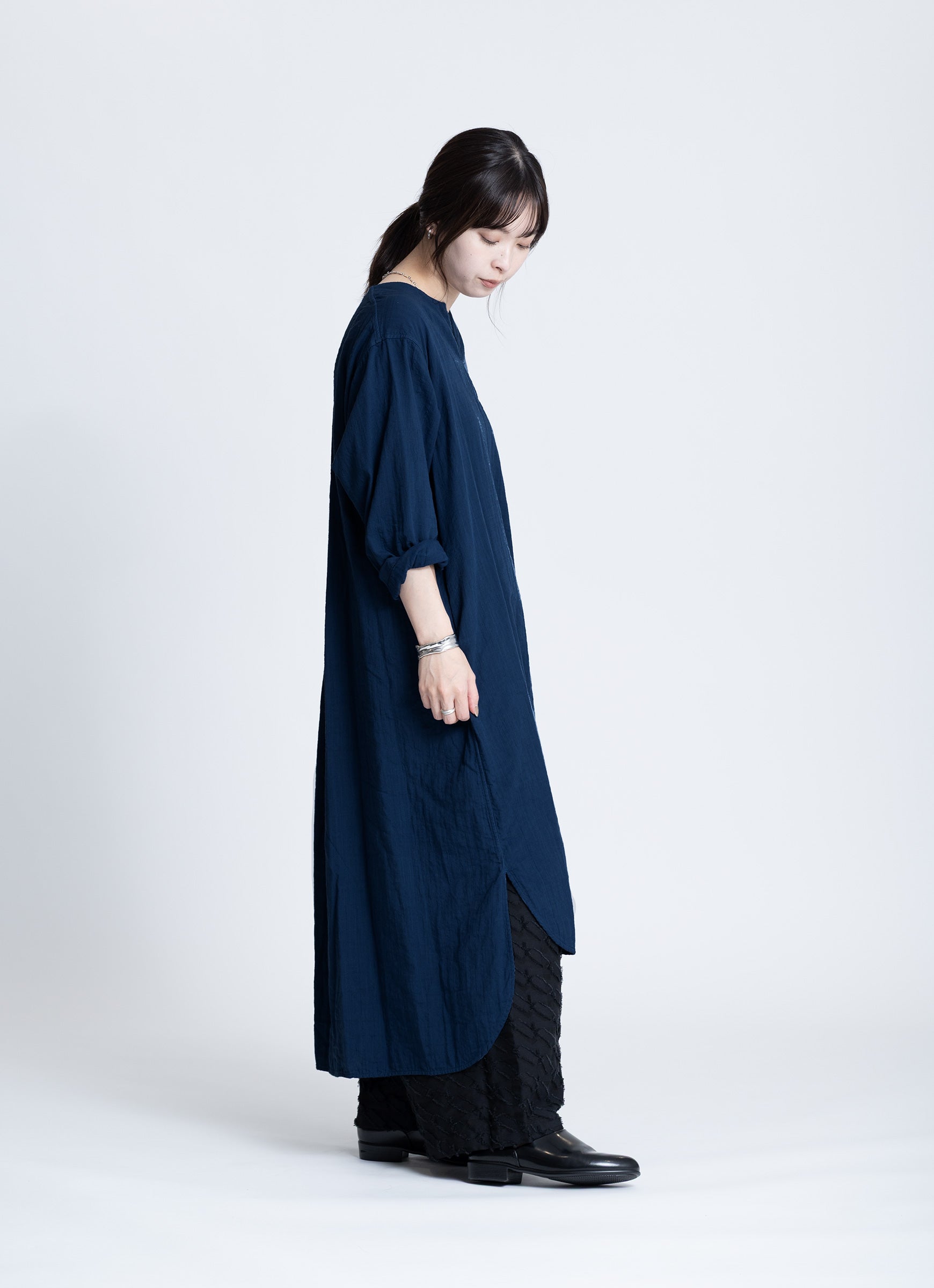 ガーゼキーネックワンピース｜ao 公式オンラインショップ – ao（アオ）