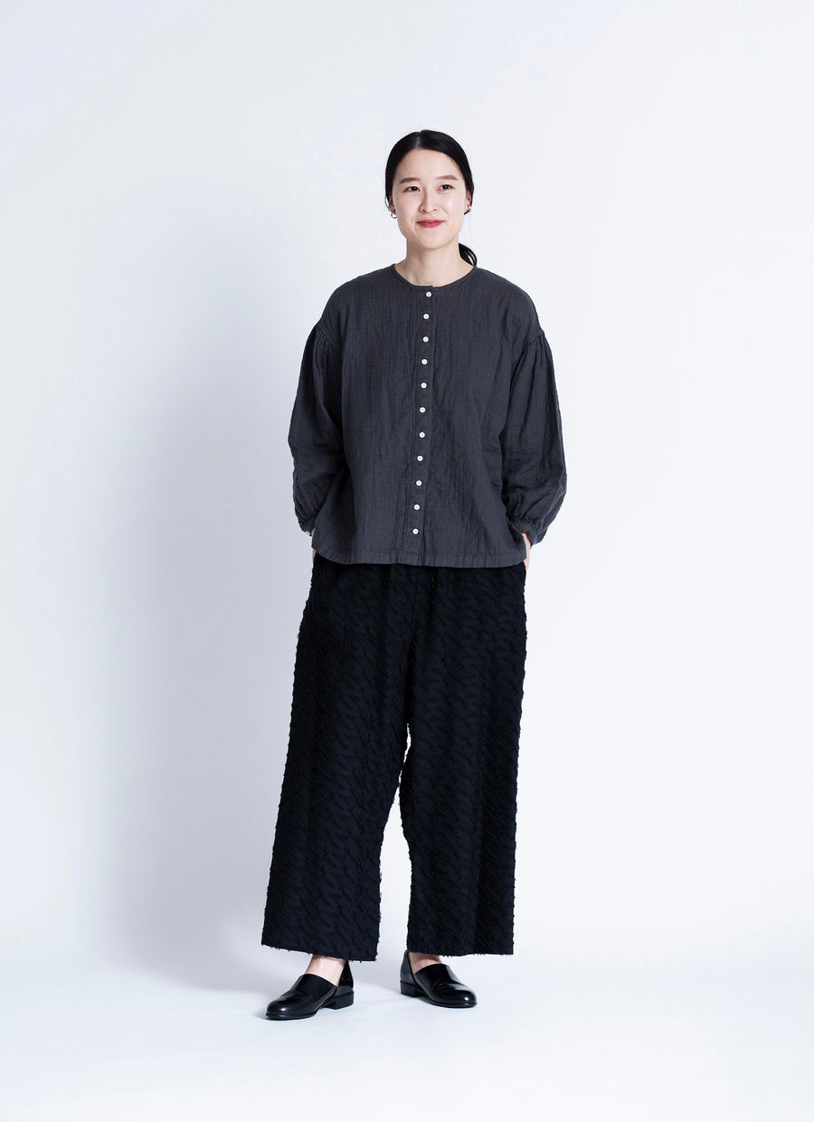 トリプルガーゼクルーネックブラウス