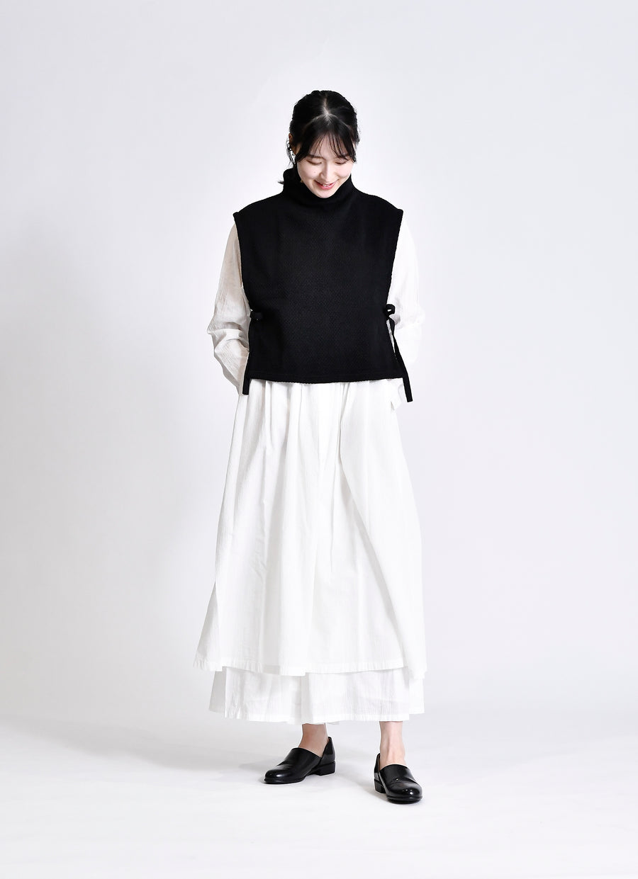 コットンニットハイネックベスト