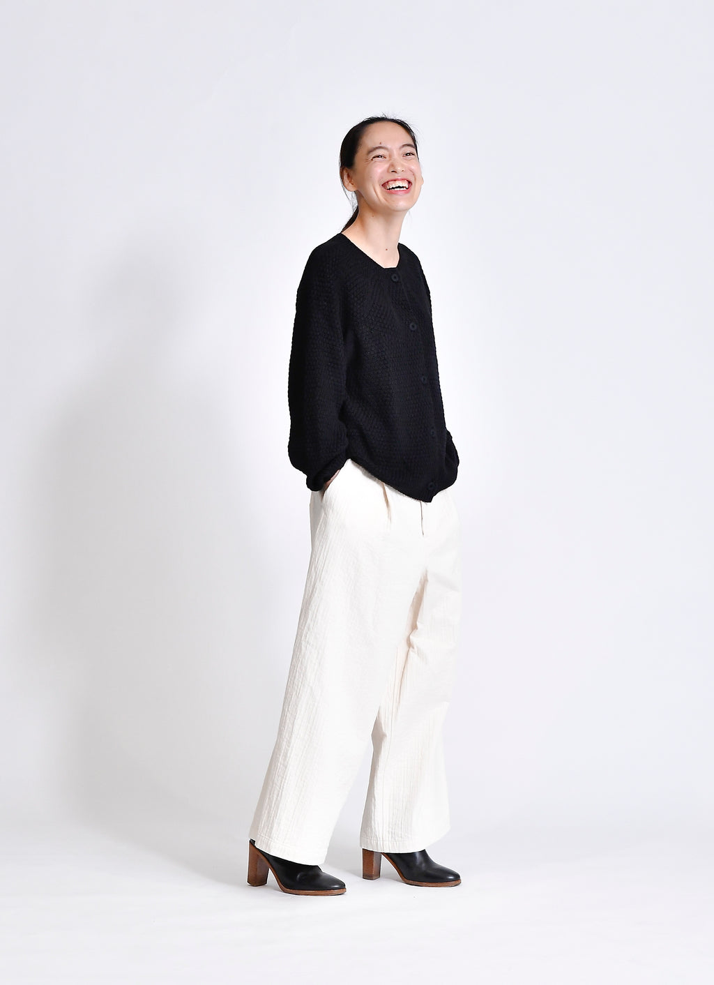 ガーゼなニットカーデ