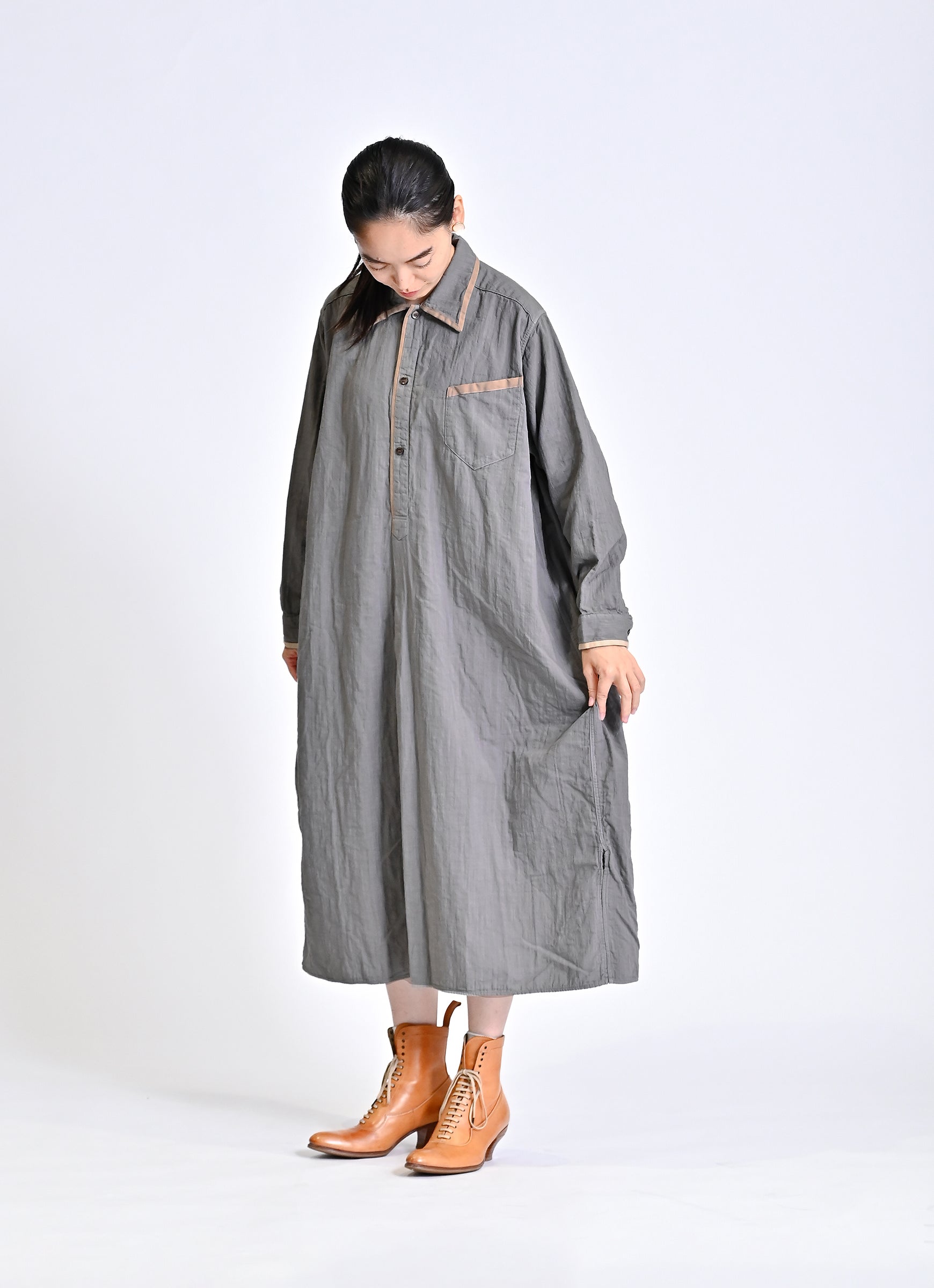 ガーゼロングシャツワンピース｜ao 公式オンラインショップ – ao（アオ）