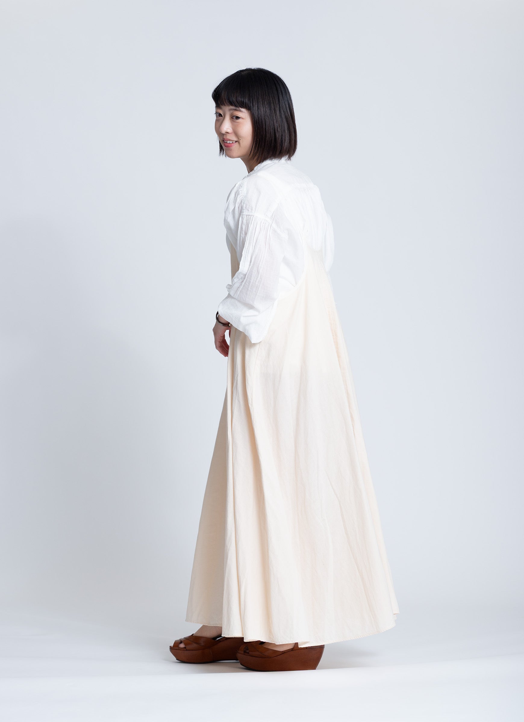 【新品タグ付】ao代官山 ダブルガーゼ ロングシャツワンピース M 日本製 ワンピース｜ao 公式オンラインショップ – ao（アオ）