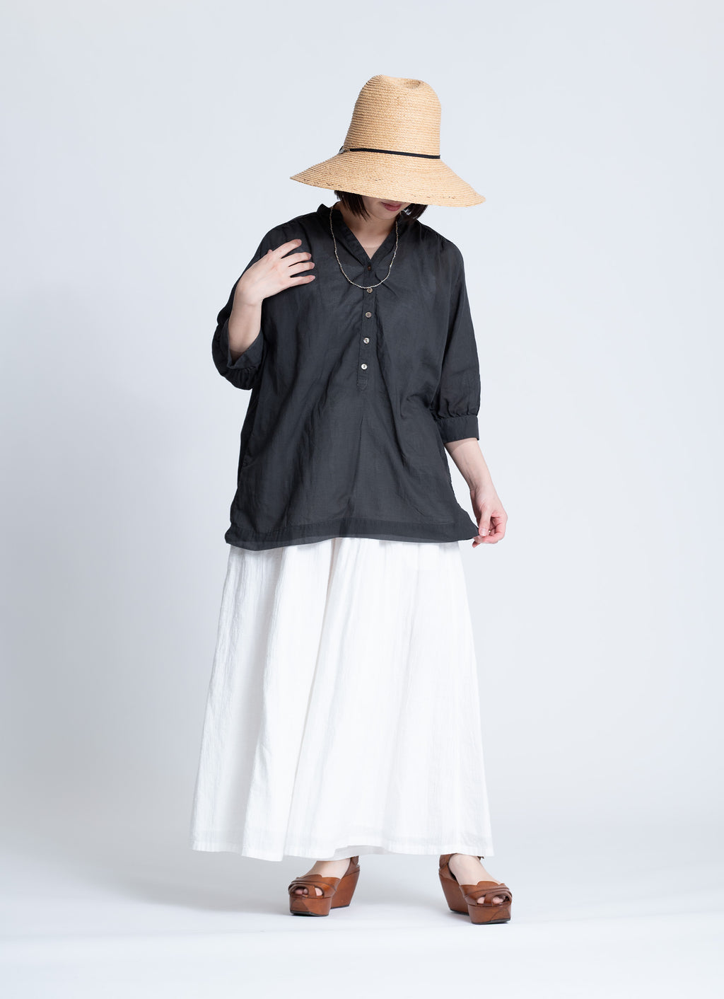 ガーゼオーバーブラウス