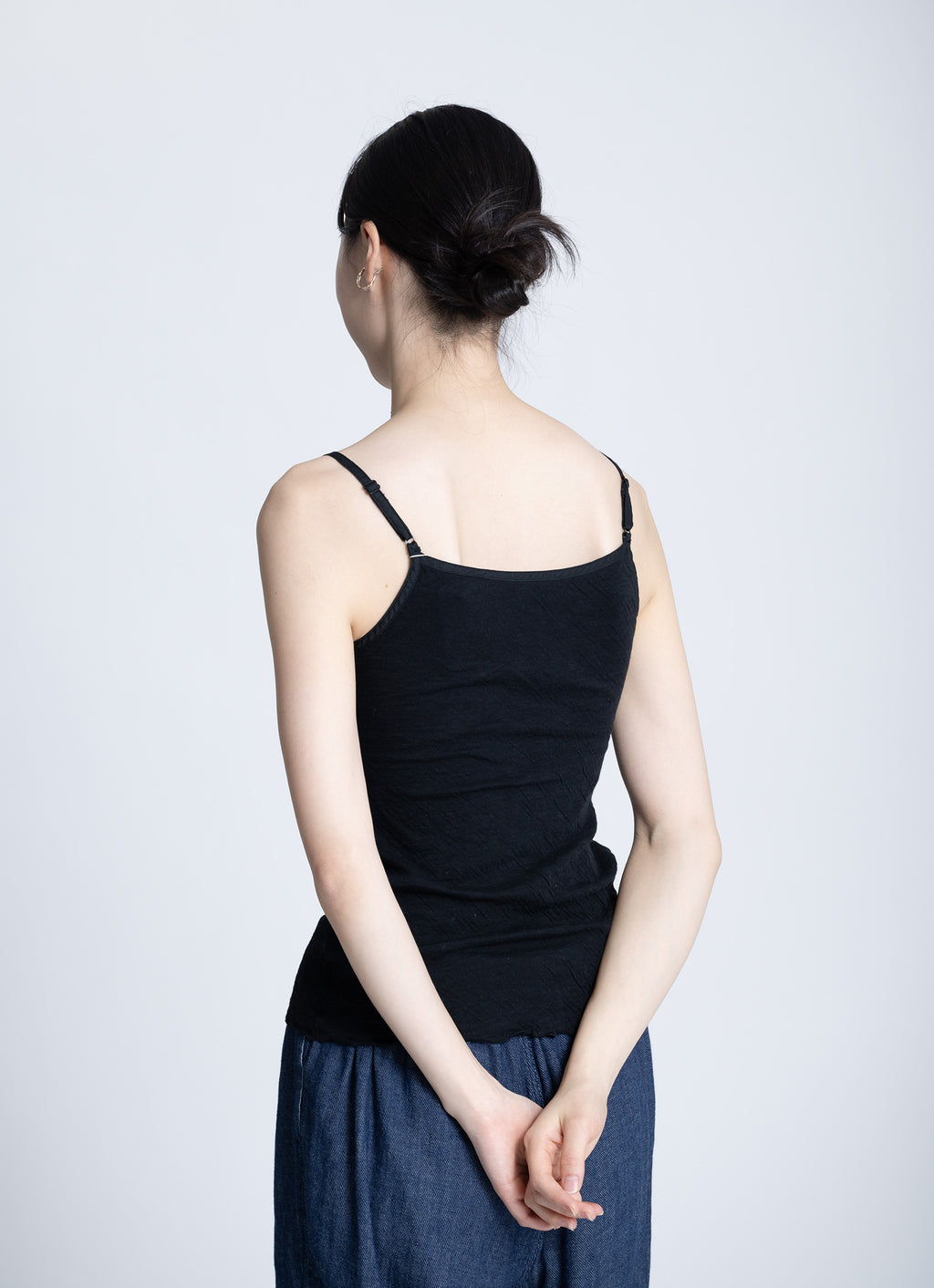 なめらかカップ付きキャミソール