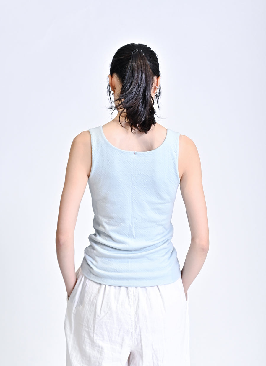 シルク混なめらかカップ付きタンクトップ｜ao 公式オンラインショップ