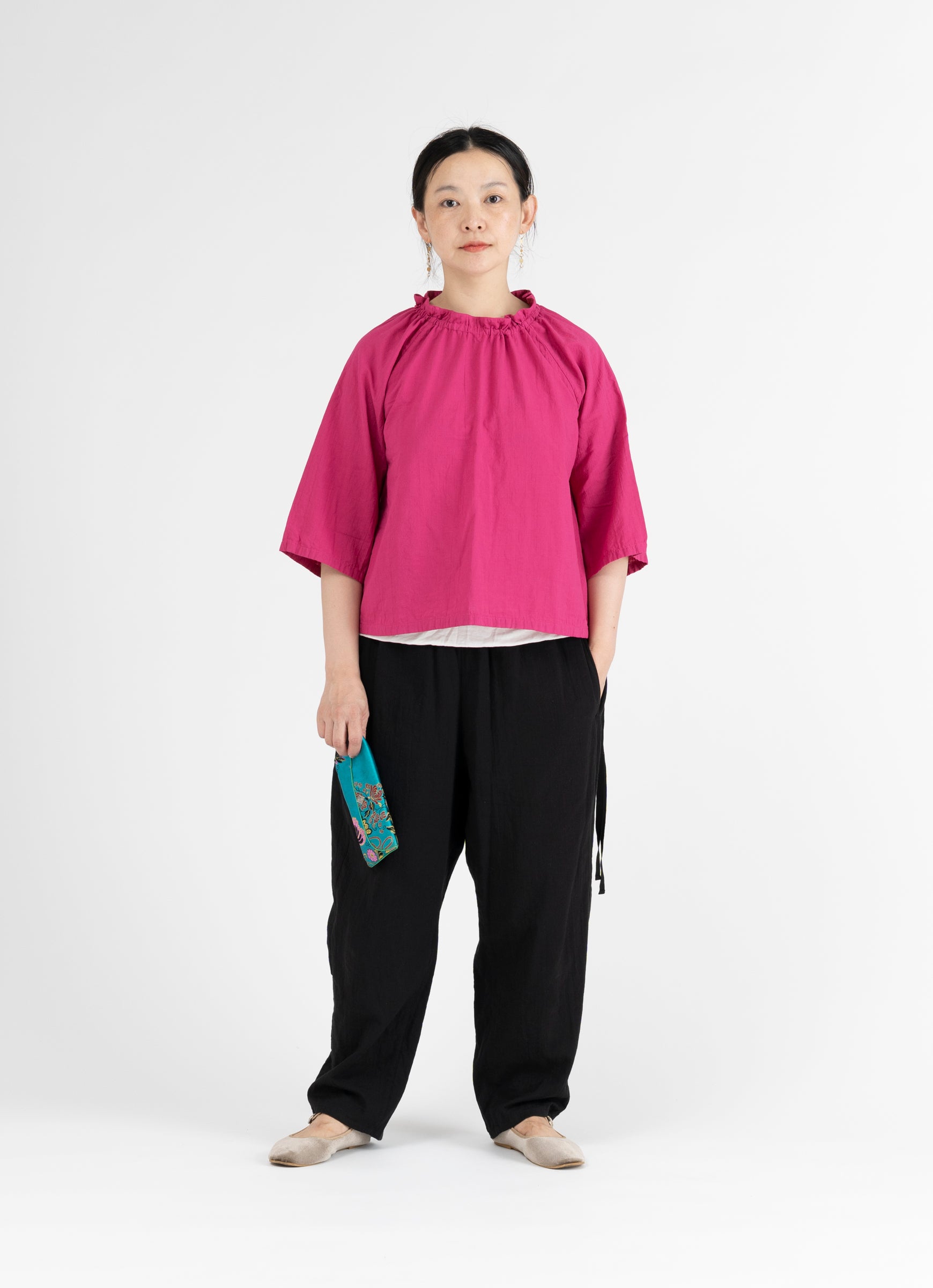 ドローストリングブラウス