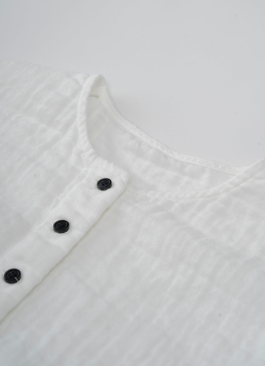 トリプルガーゼクルーネックブラウス