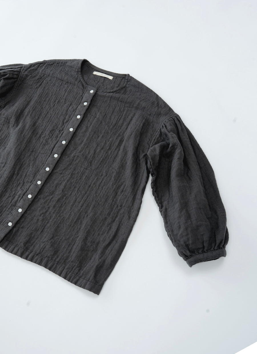 トリプルガーゼクルーネックブラウス