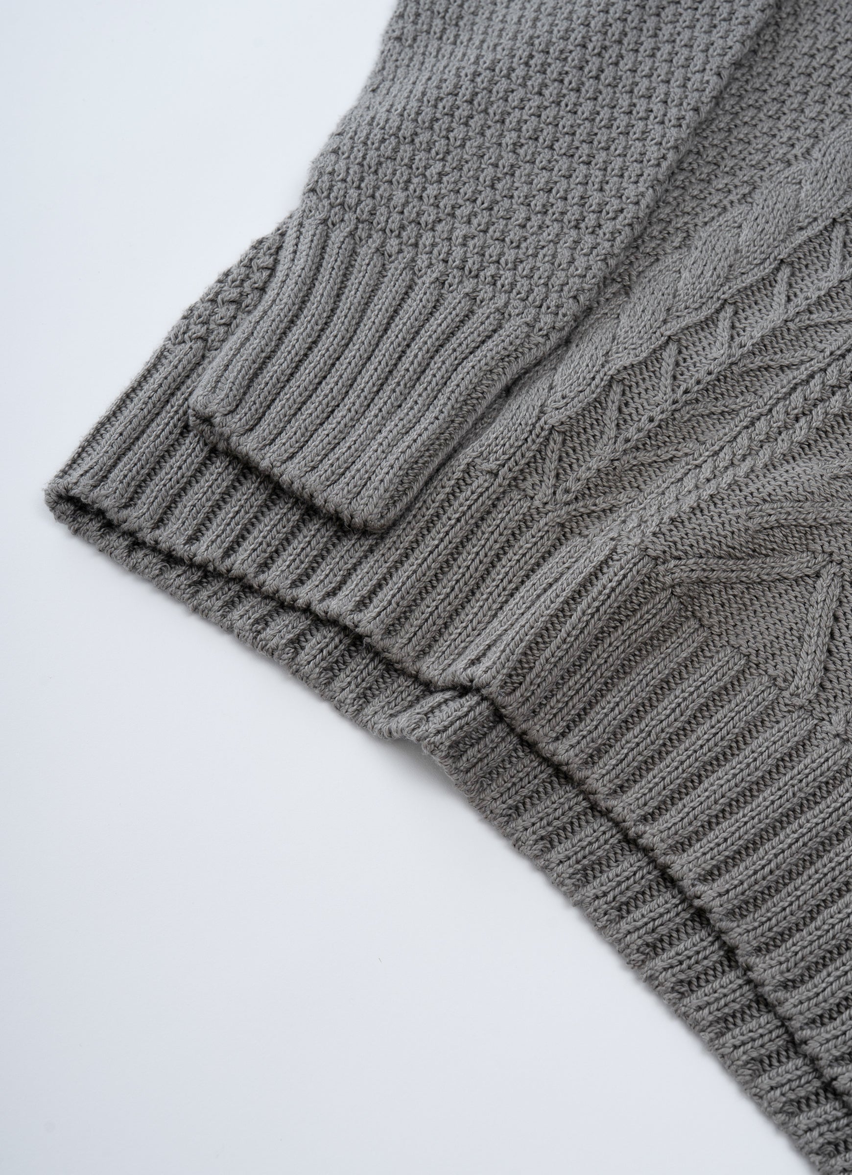 ガーゼなセーター