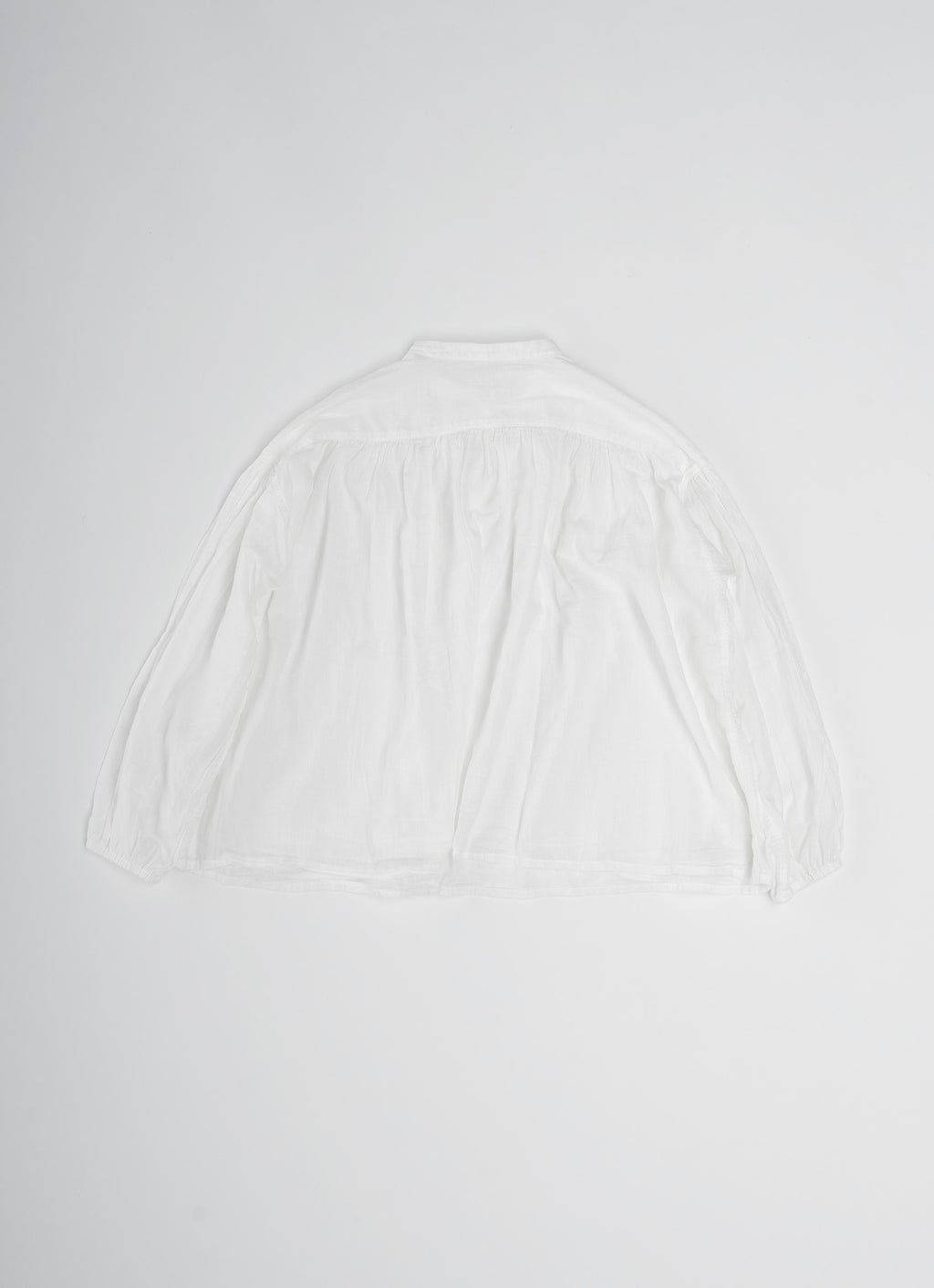 コットンリネンギャザーブラウス