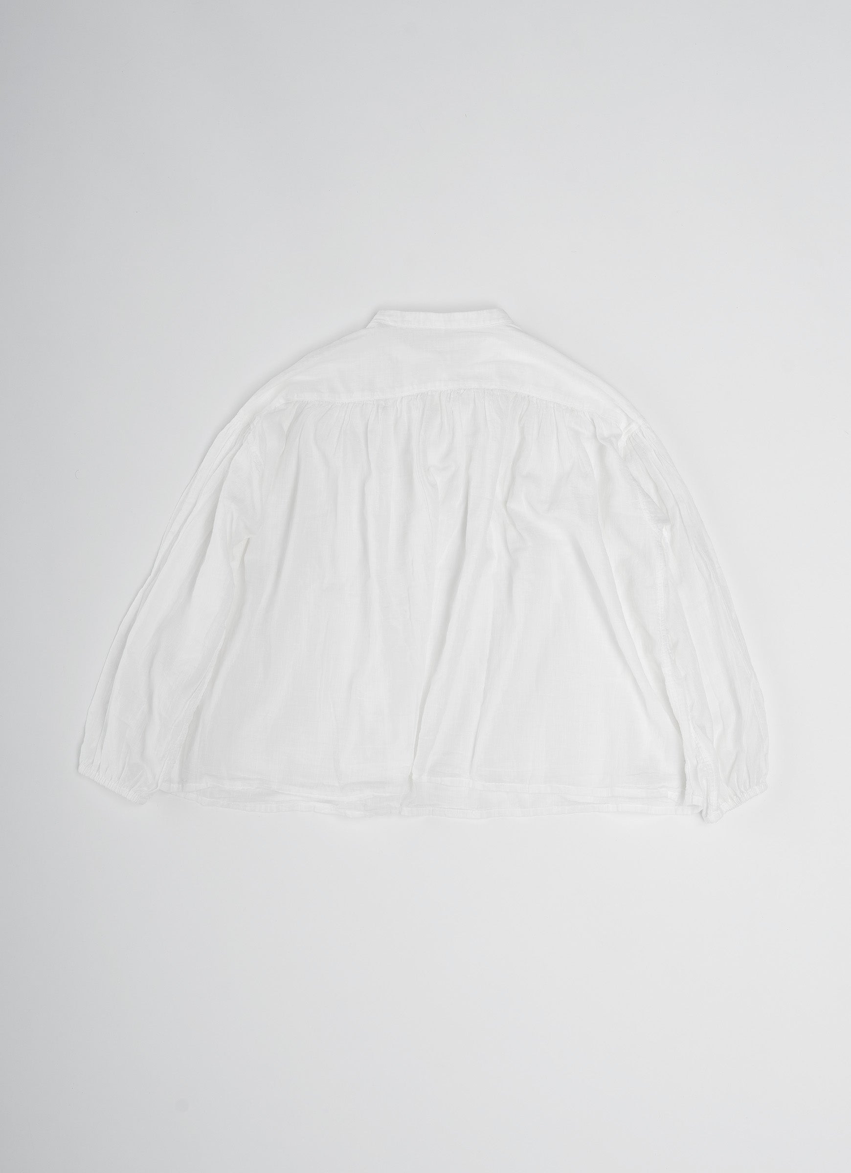 コットンリネンギャザーブラウス