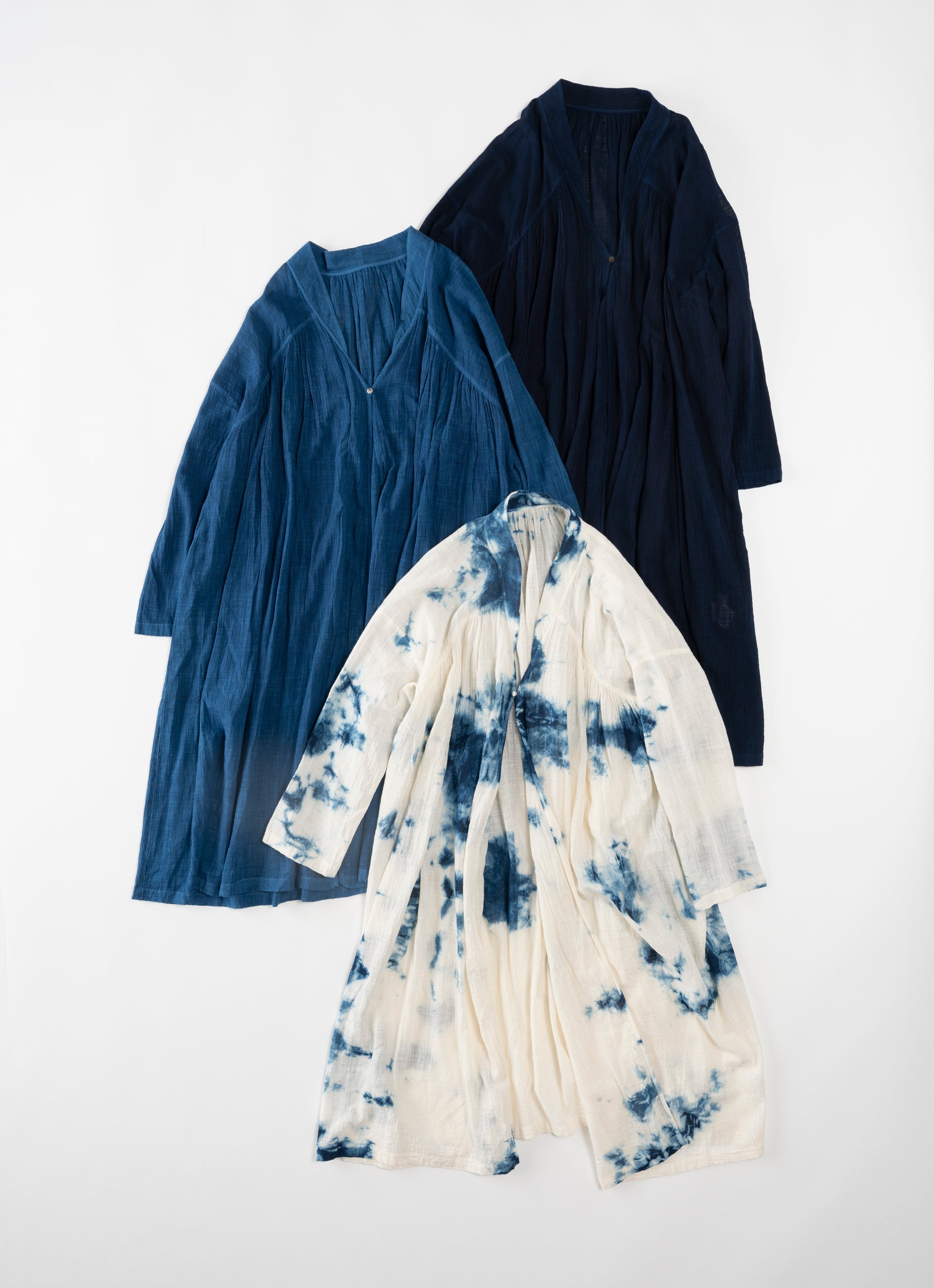 藍染ガーゼギャザーガウン