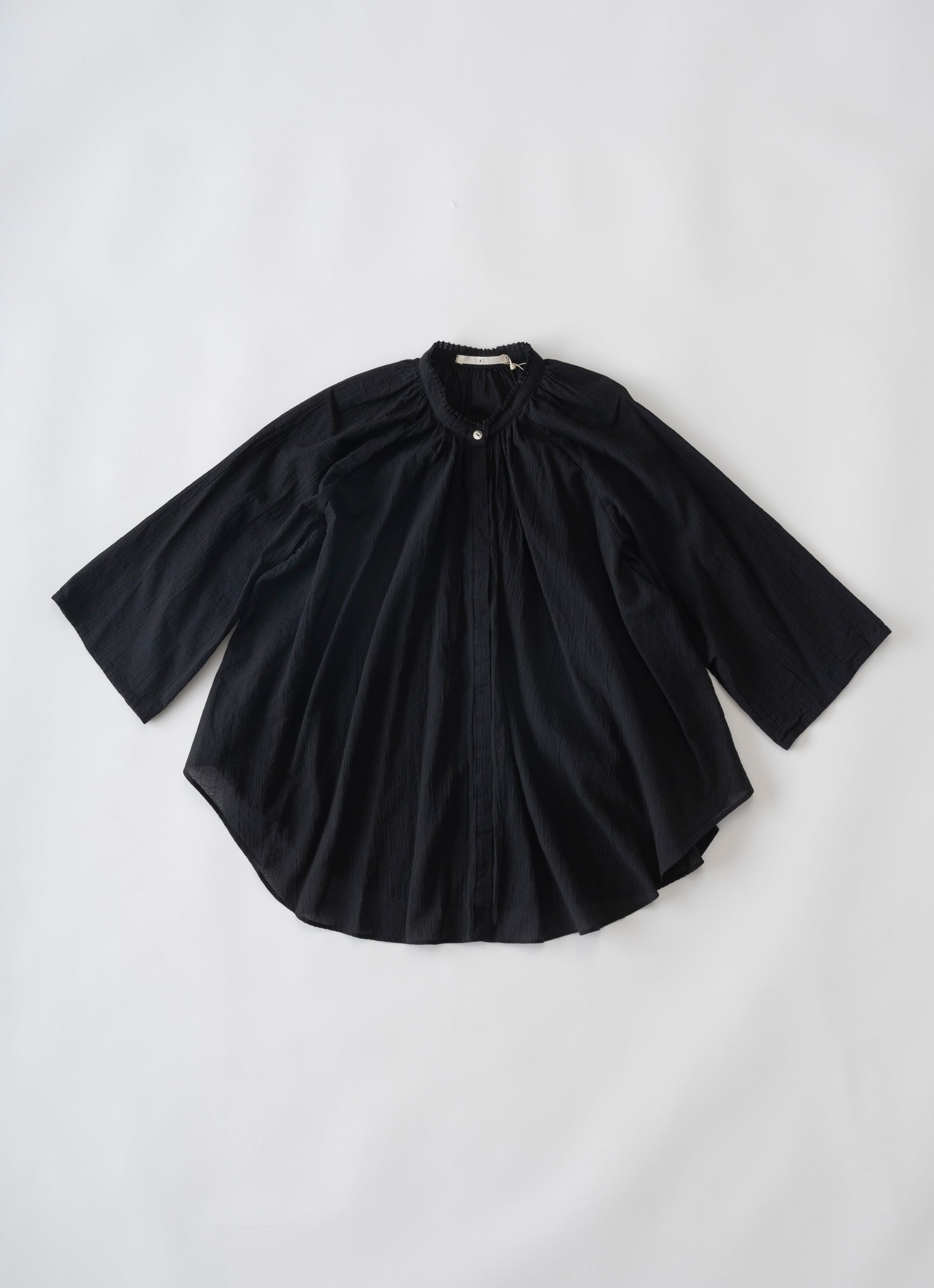 ガーゼフリルブラウス