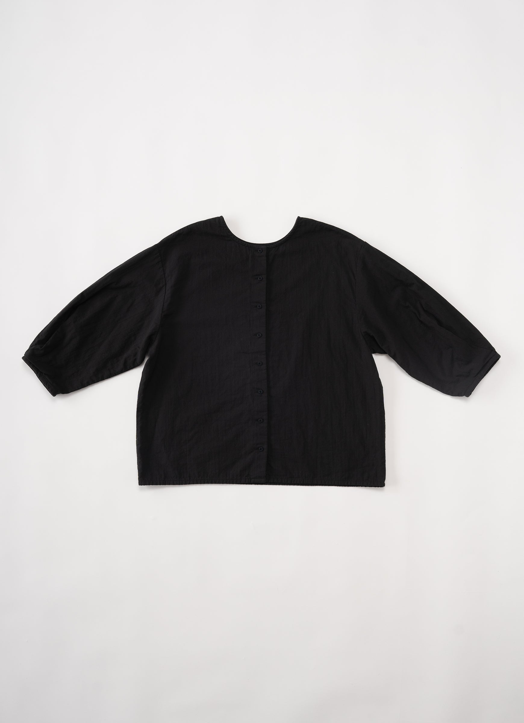 ランタンスリーブブラウス