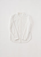 タックブラウス