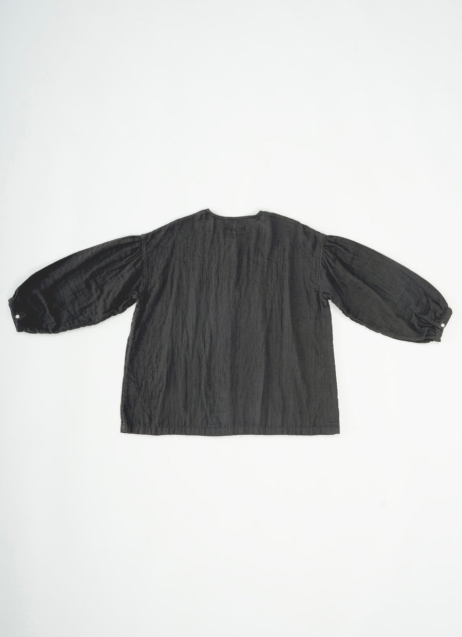 トリプルガーゼクルーネックブラウス