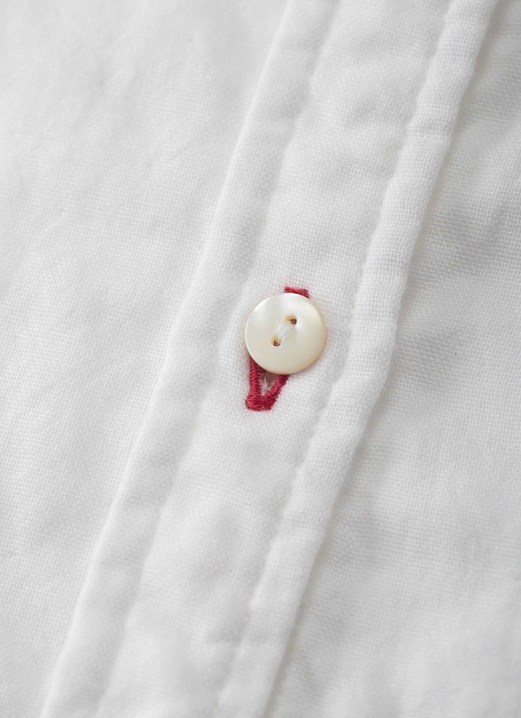 バンドカラーブラウス