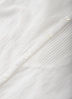 タックブラウス