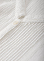 タックブラウス