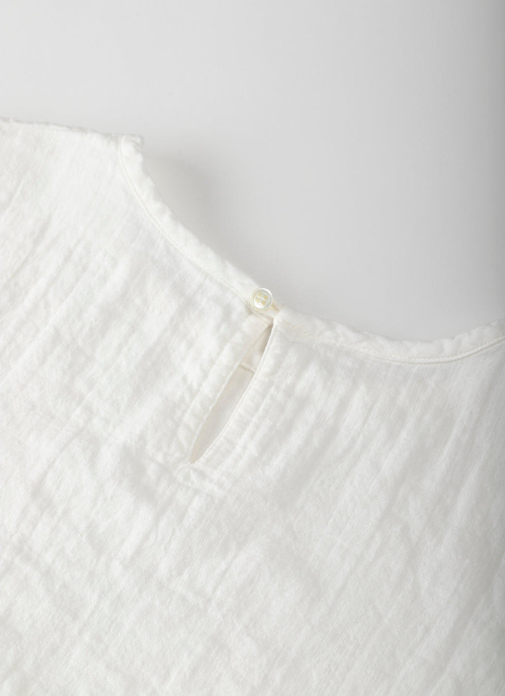 バルーンスリーブプルオーバー