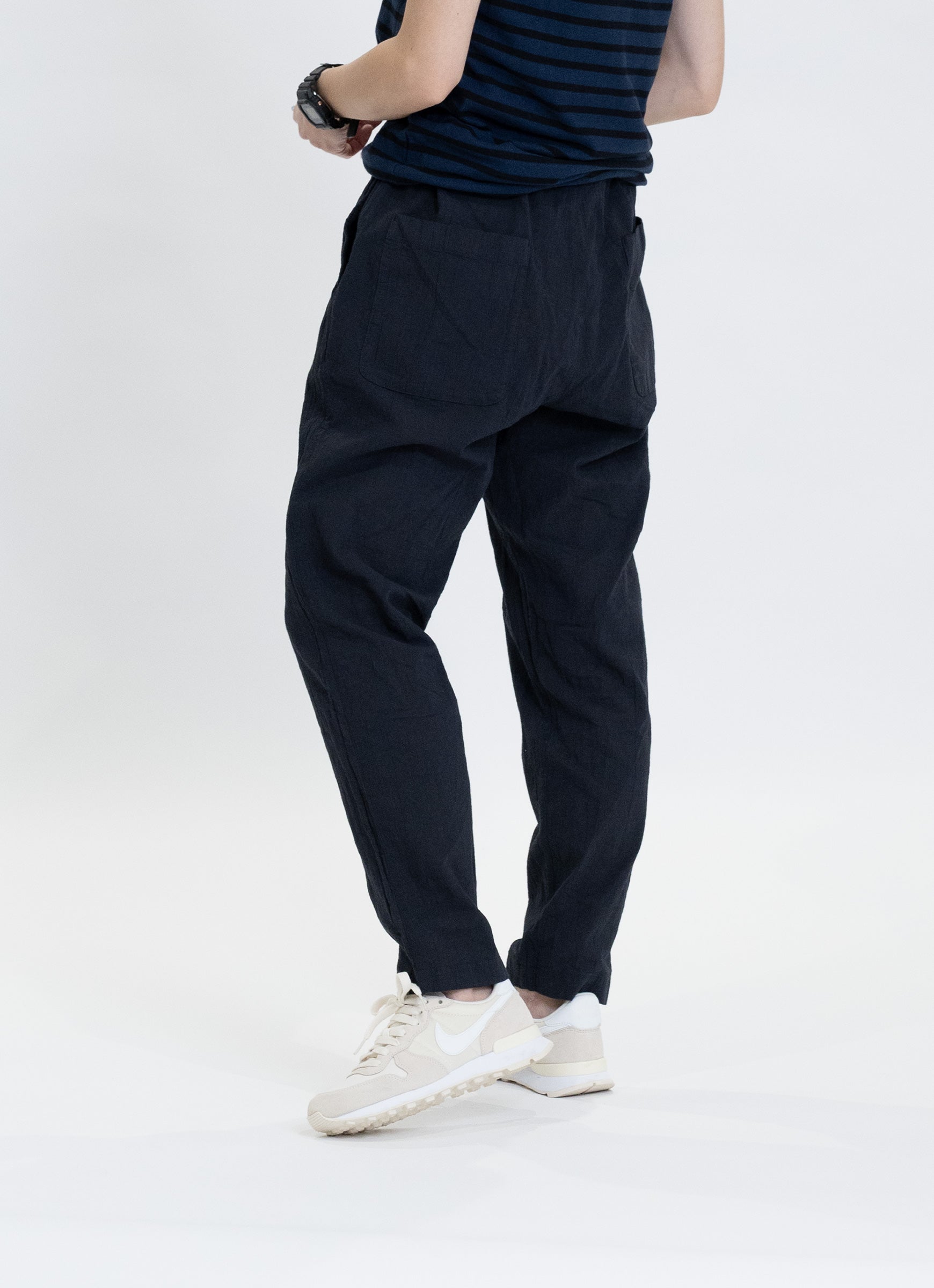 トラベルパンツ