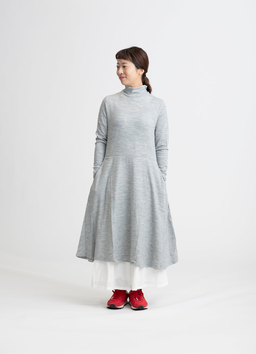 【在庫限り】ウール×コットンハイネックワンピース（旧品番）