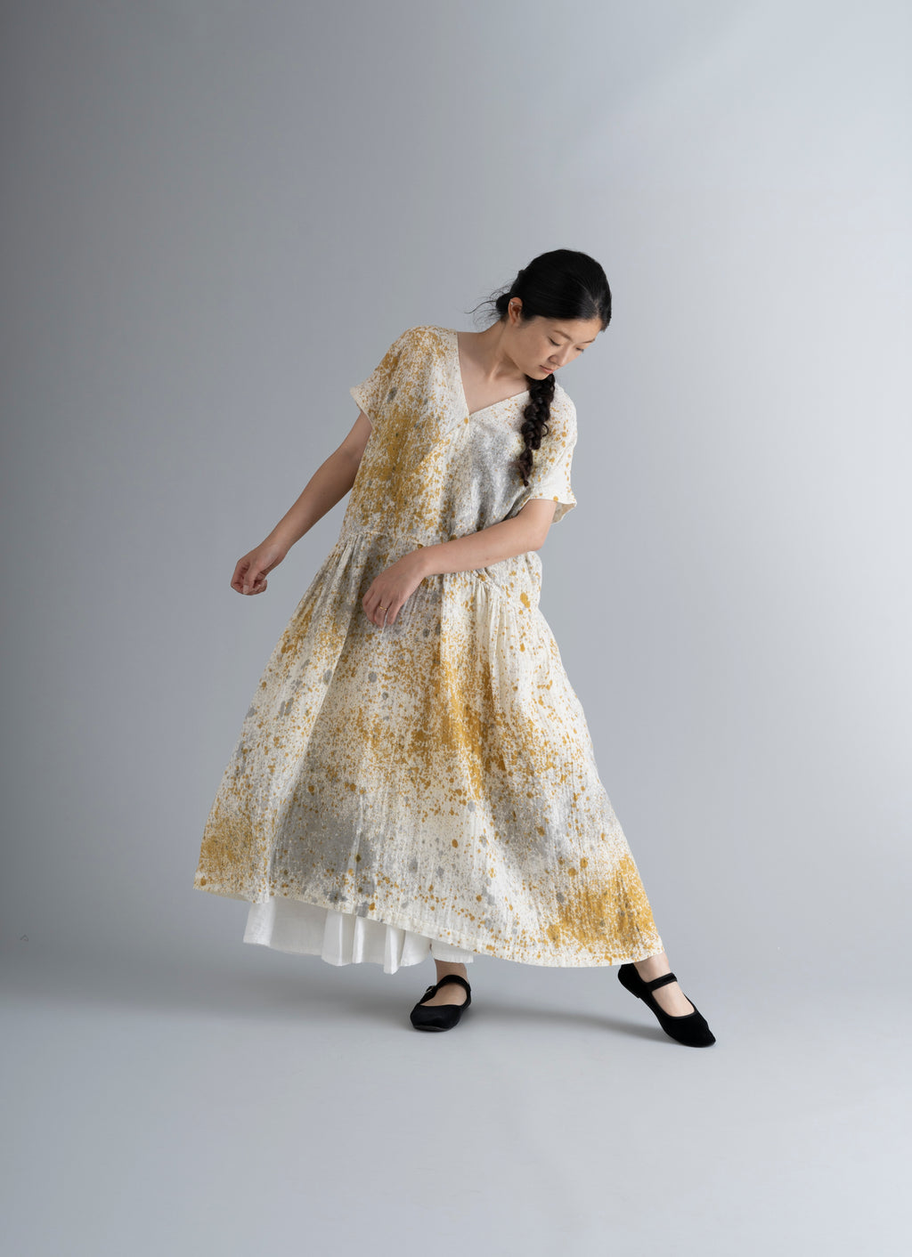 A cross french dress (和紙ガーゼ/天然染）