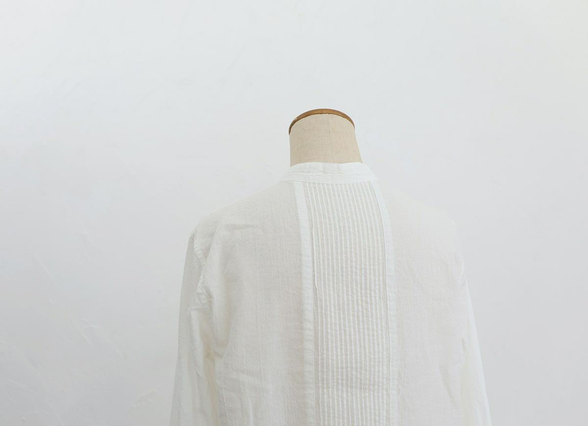 【在庫限り】タックブラウス