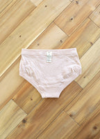 なめらかショーツ