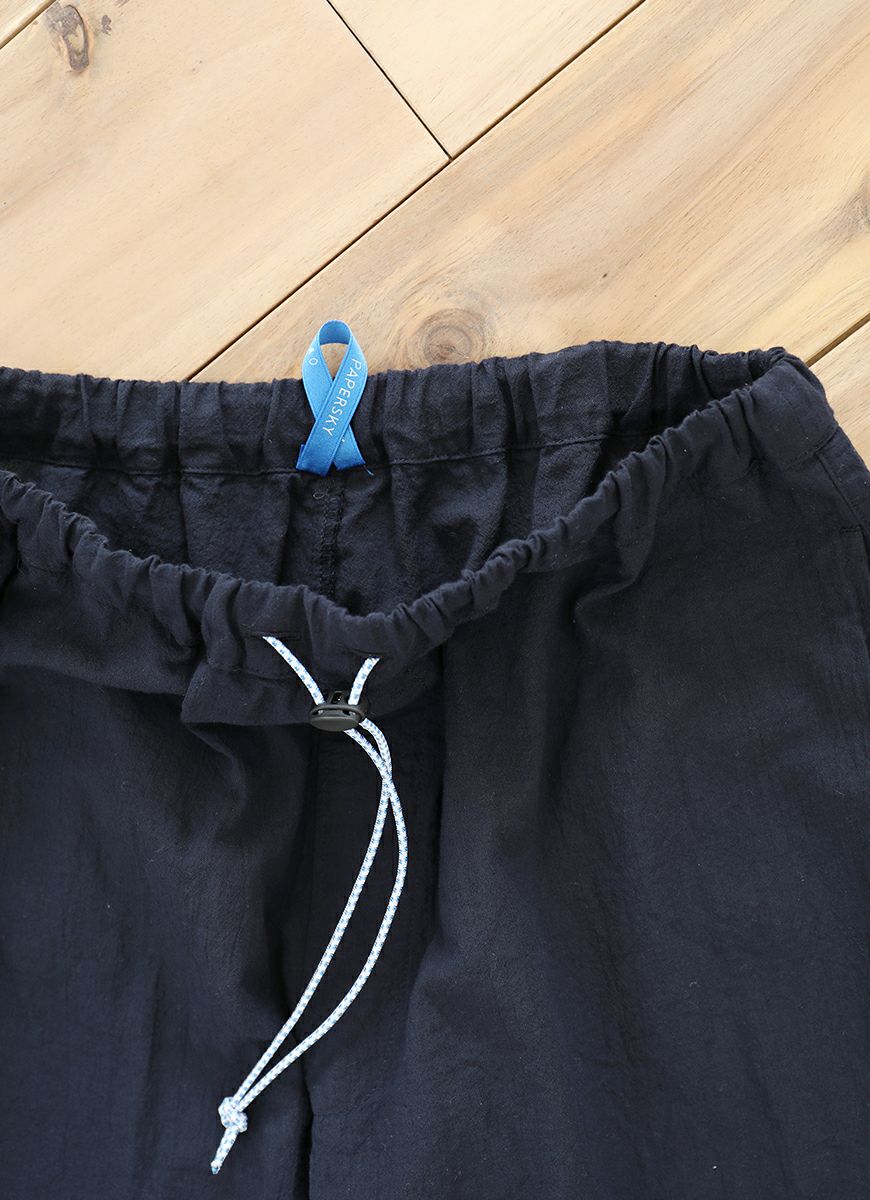 トラベルパンツ