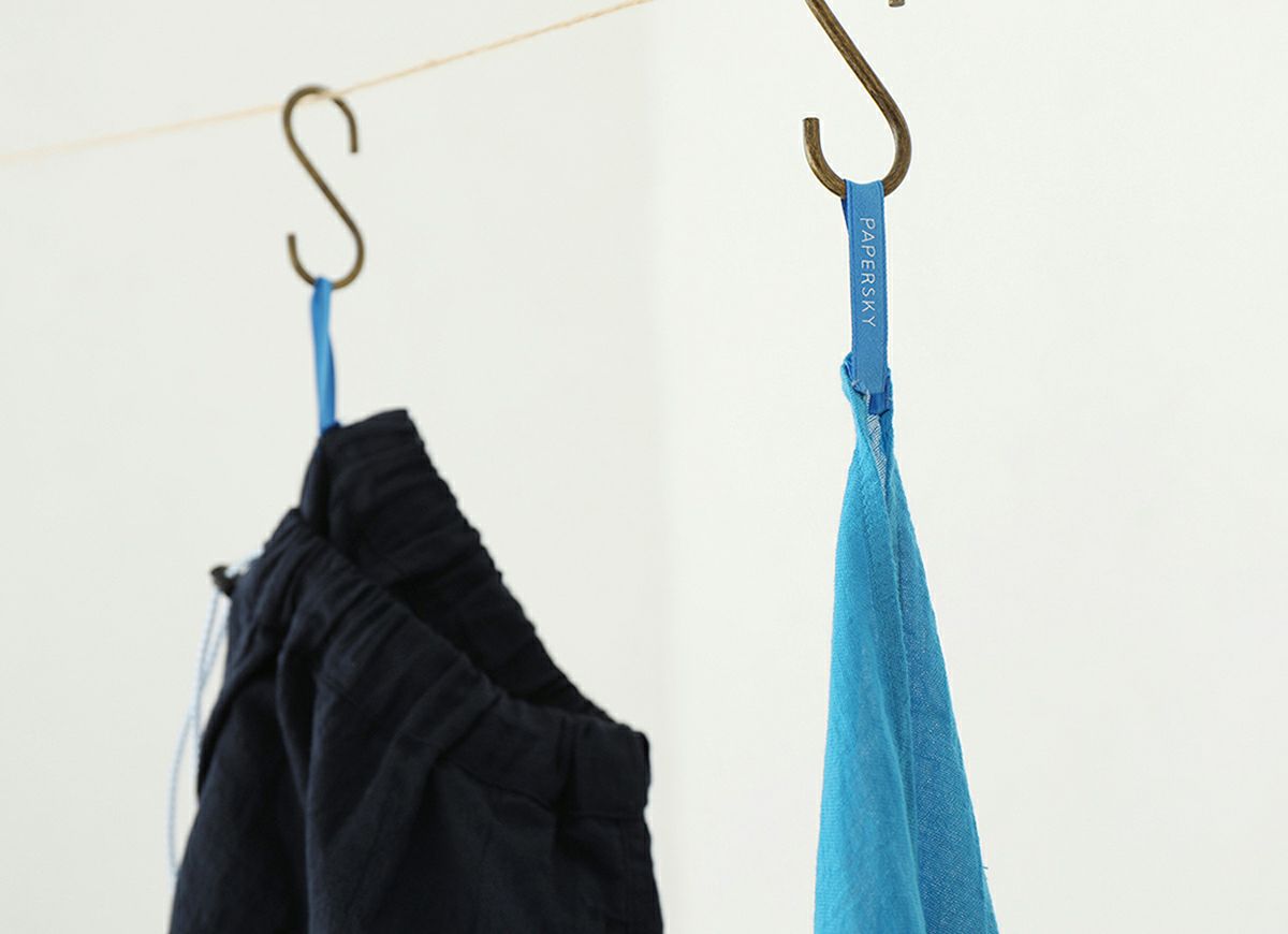 トラベルパンツ